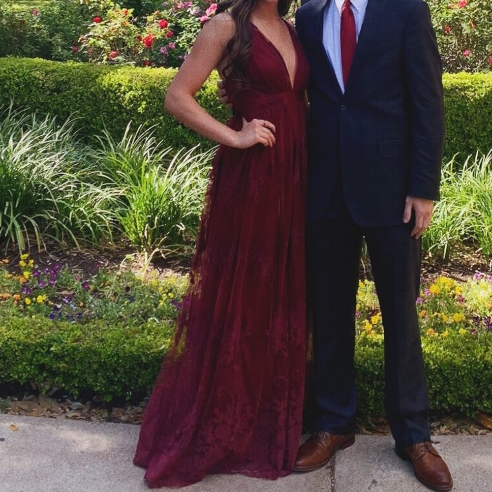 Lulu’s red formal/prom/evening long dress/gown